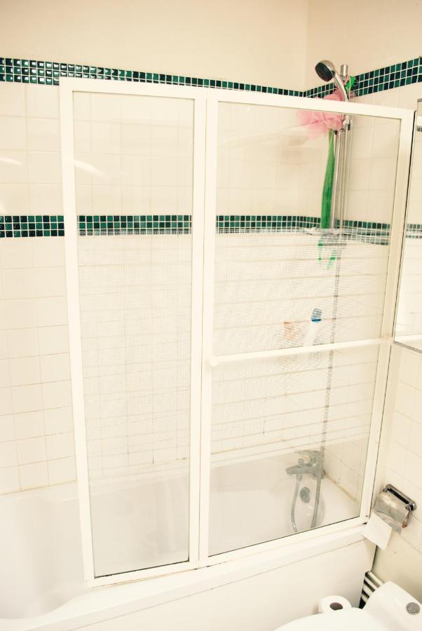Chambre 2 Pers, Repas Et Taxi Cdg Extra Aulnay-sous-Bois Luaran gambar
